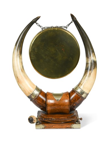 Lot 742 - A late Victorian brass table gong