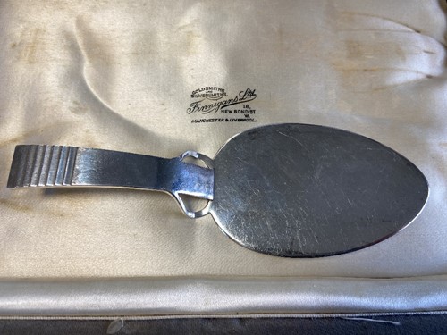 Lot 92 - Harald Nielsen for Georg Jensen, a Danish metalwares pyramid pattern cake slice and fork