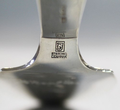 Lot 92 - Harald Nielsen for Georg Jensen, a Danish metalwares pyramid pattern cake slice and fork
