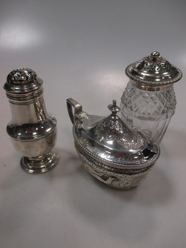 Lot 438 - A Georgian silver mustard pot, a Georgian...