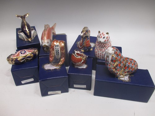 Lot 40 - Royal Crown Derby paperweights to include...