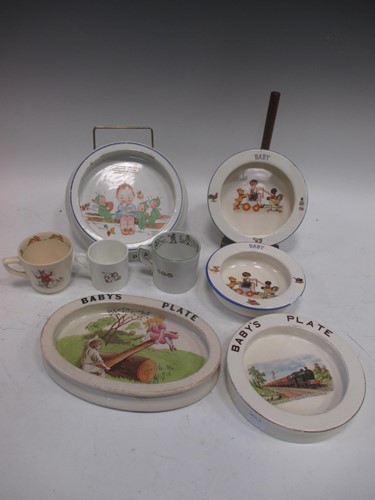 Lot 23 - A collection of 1930/40's babies' plates etc