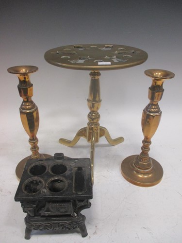 Lot 127 - A large quantity of Victorian and later...
