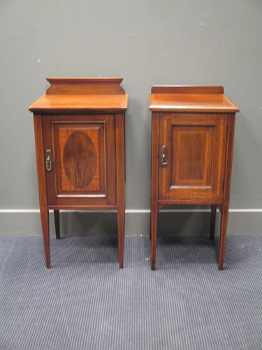 Lot 634 - Two Edwardian mahogany crossbanded mahogany...