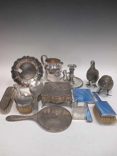 Lot 194 - An Edwardian silver jewellery box the lid...