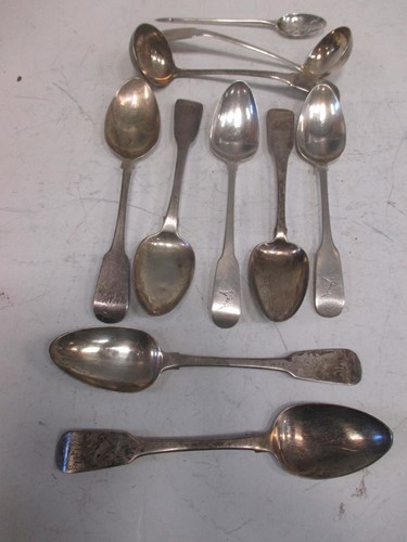 Lot 209 - An 18th century silver mote spoon, maker...