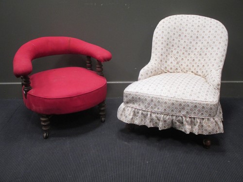 Lot 595 - A late Victorian tub shaped nursing chair...