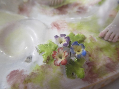 Lot 37 - A 19th century Meissen figural group