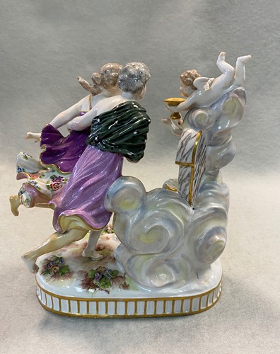 Lot 37 - A 19th century Meissen figural group