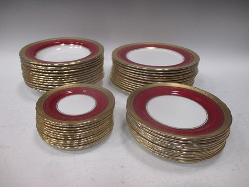 Lot 18 - Aynsley Bone China in Red and Gold 12 Dinner...