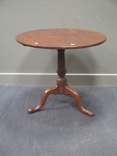 Lot 689 - A George III provincial mahogany tripod wine...