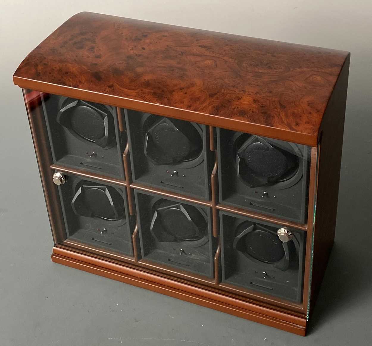 Lot 258 - Underwood - A modular watch winding case for 6 watches