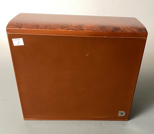 Lot 258 - Underwood - A modular watch winding case for 6 watches