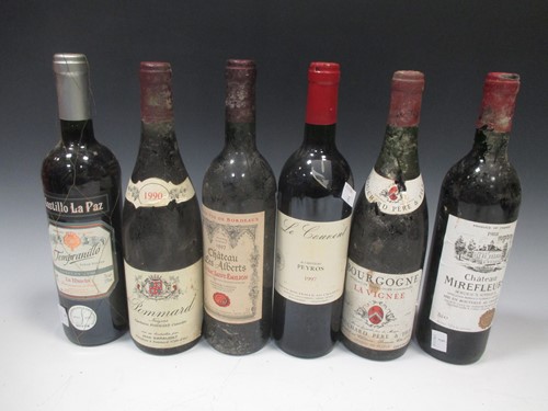 Lot 226 - Twelve assorted bottles of red wine, including...