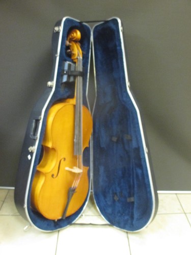 Lot 267 - A full size modern cello by Robert Mynott...