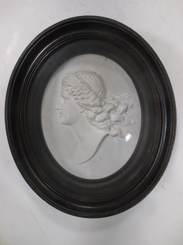 Lot 223 - A pair of black lacquered wall brackets and an...