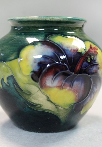 Lot 27 - A miniature Ruskin Pottery Kingfisher lustre jar