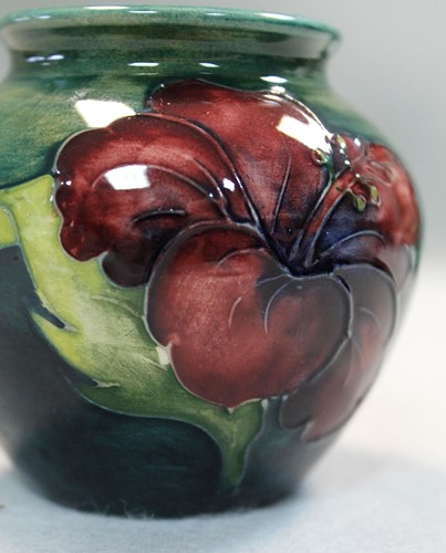 Lot 27 - A miniature Ruskin Pottery Kingfisher lustre jar