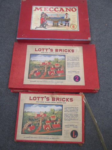 Lot 234 - Hornby trains, some boxed, with, a Boxed set...