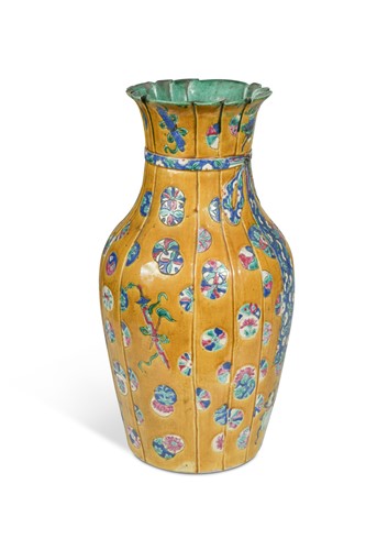 Lot 366 - A Chinese porcelain vase, Qing Dynasty, circa 1880