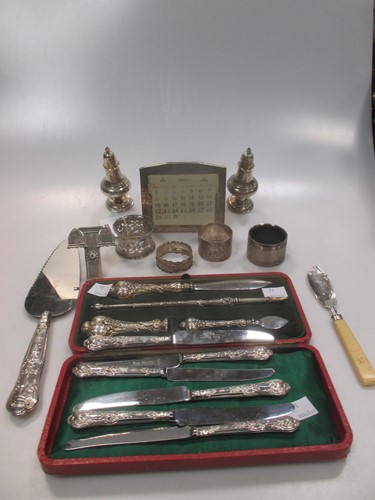 Lot 413 - A cased silver writing set, a silver perpetual...