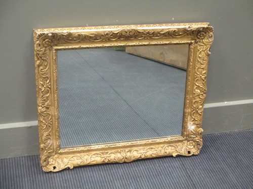Lot 471 - A 19th century carved gilt woof frame (now...
