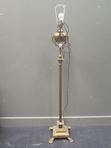 Lot 473 - A brass telescopic standard lamp 168cm high