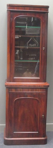 Lot 627 - A Victorian mahogany narrow size glazed top...