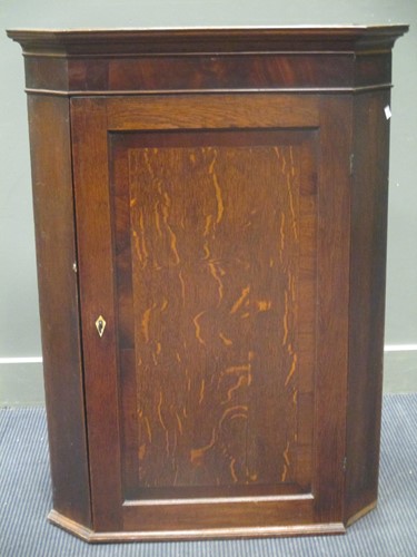 Lot 613 - An early 19th century oak and mahogany...