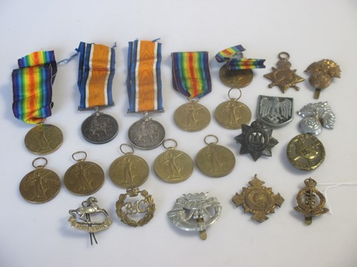 Lot 146 - A collection of WWI medals; war medal and...