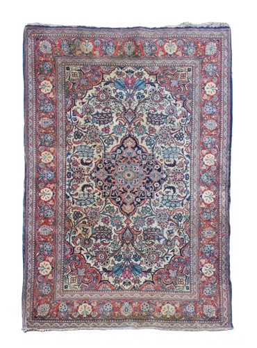 Lot 423 - A Kashan rug, circa 1910