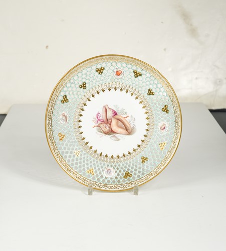 Lot 293 - A Royal Worcester Kerr & Binns cabinet plate, in the manner of George Owen