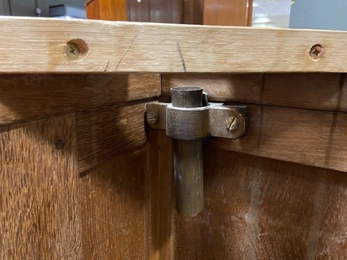 Lot 113 - A Robert 'Mouseman' Thompson oak pulpit