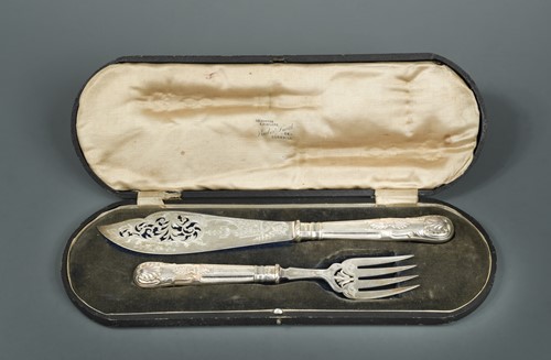 Lot 374 - A cased pair of Victorian silver fish servers