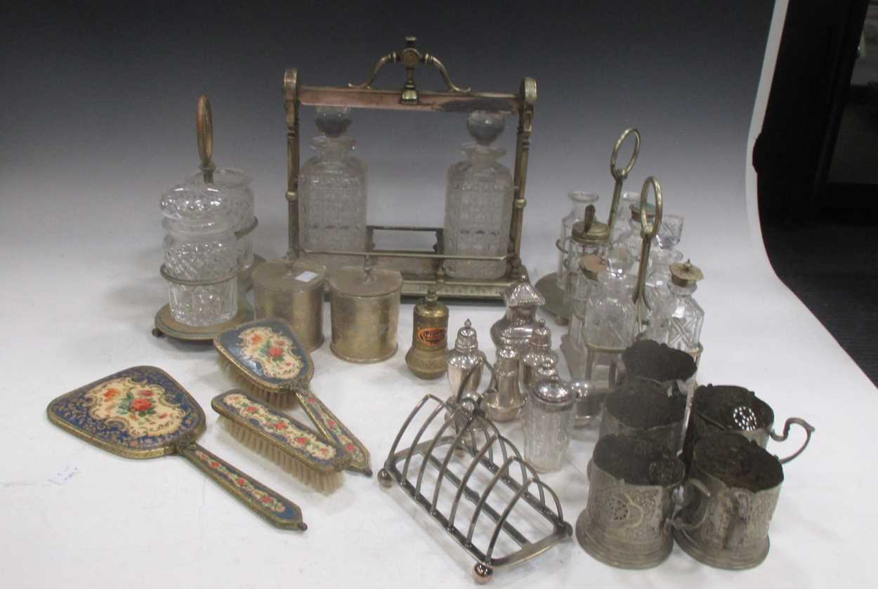 Lot 200 - A silver plated tantalus together with a...