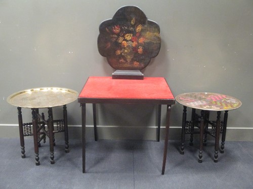 Lot 541 - A painted board on stand depicting a bouquet...