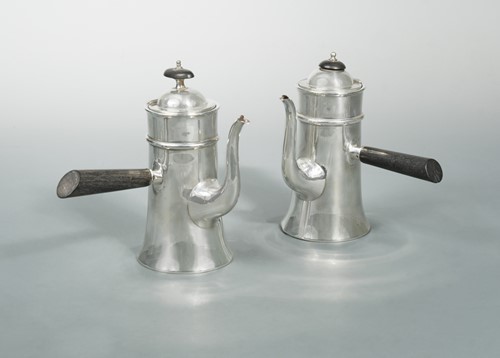 Lot 388 - An Edward VII silver 2 piece cafe au lait set