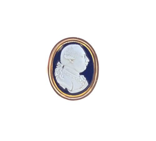 Lot 12 - A cameo ring depicting George III