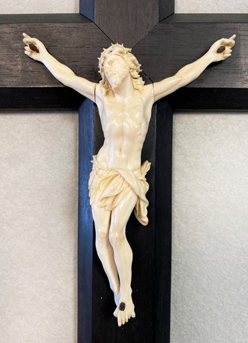 Lot 190 - Two ivory Corpus Christie, 19th century