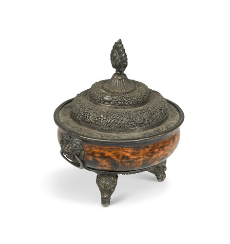 Lot 377 - A Chinese or Tibetan censer