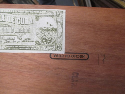 Lot 45 - A collection of Cuban cigars in three boxes...