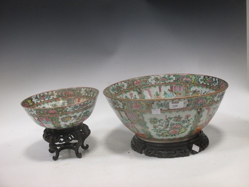 Lot 129 - An early 20th century Cantonese famille rose...