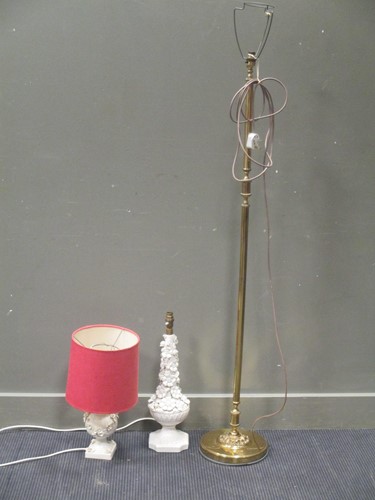 Lot 586 - An Italian alabaster and gilt metal table lamp...