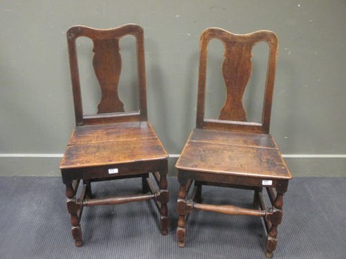 Lot 518 - A pair of Queen Anne style oak single chairs (2)