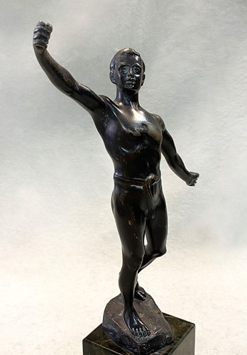 Lot 21 - Julius Schmidt-Felling (German, 1835-1920), a bronze model of an athlete