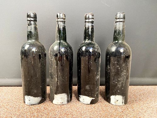 Lot 465 - Quinta do Noval vintage port 1963