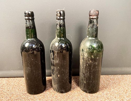 Lot 468 - Fonseca vintage port 1963
