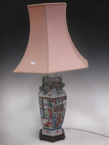 Lot 69 - A 20th century Chinese vase fitted as a lamp