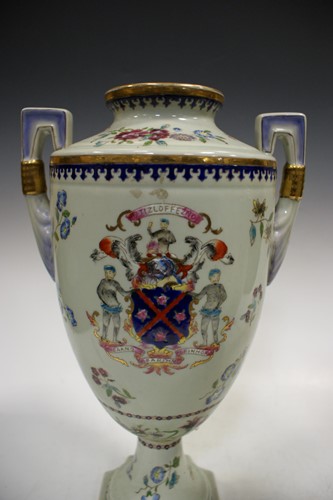 Lot 9 - A pair of Samson porcelain armorial vases,...