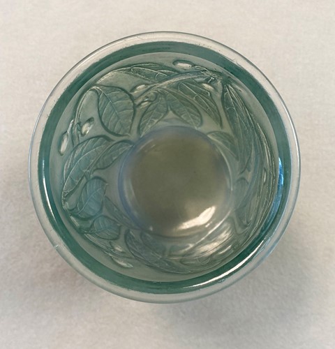 Lot 3 - Laurier, an R. Lalique opalescent and blue stained glass vase